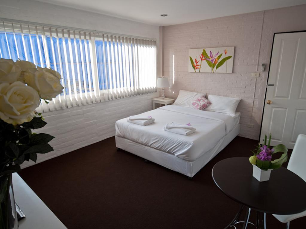 Padi Madi Boutique Guesthouse Bangkok Bagian luar foto