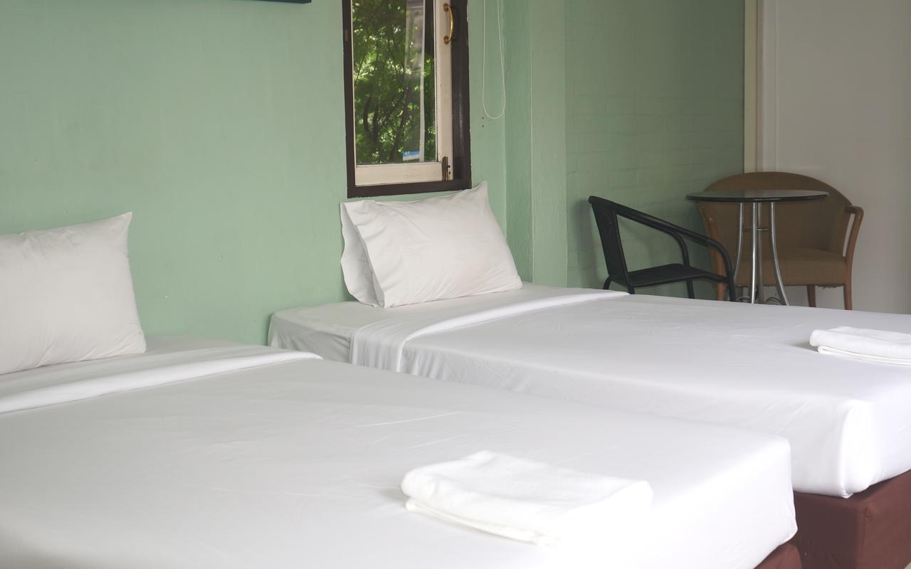 Padi Madi Boutique Guesthouse Bangkok Bagian luar foto