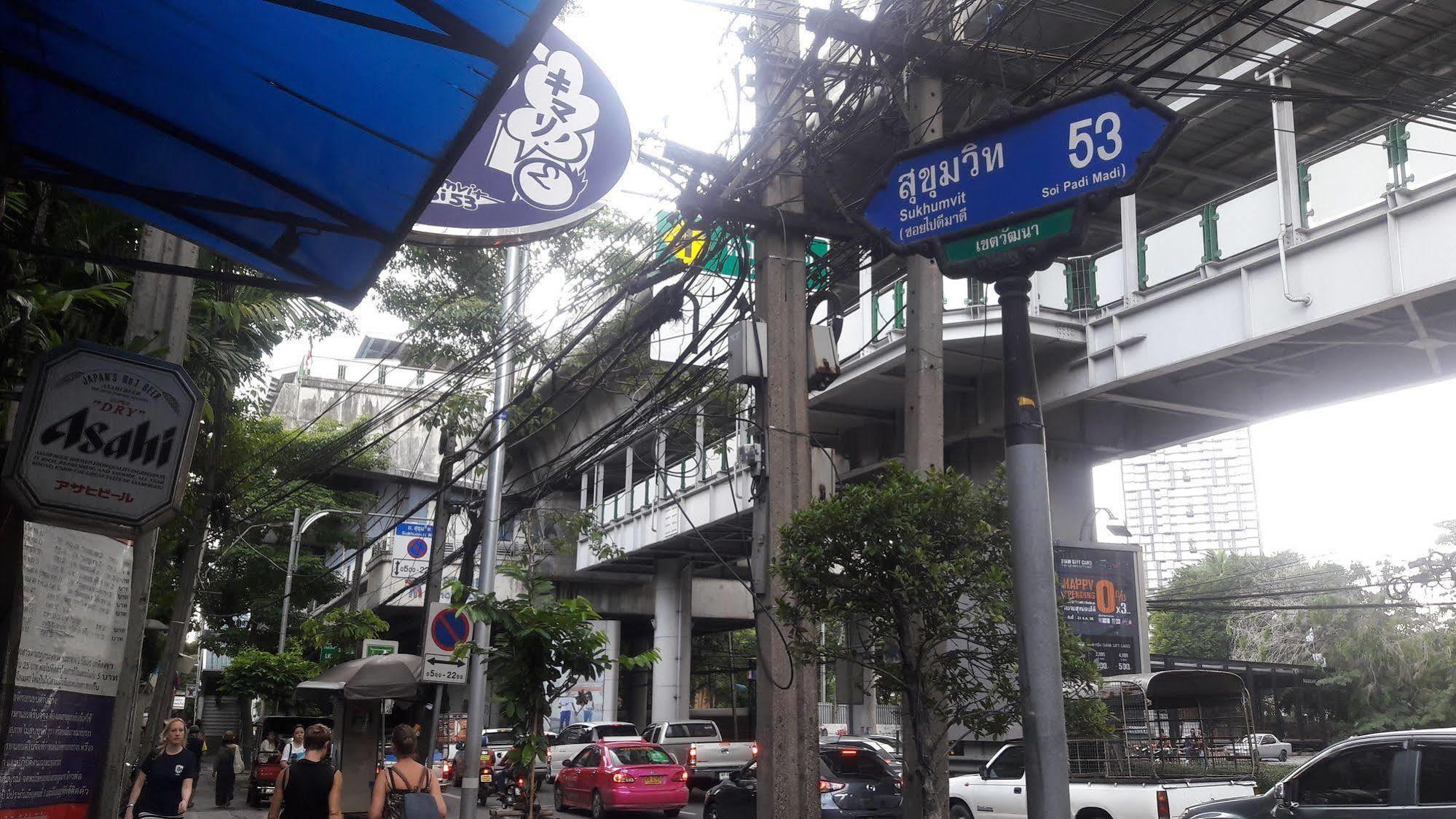 Padi Madi Boutique Guesthouse Bangkok Bagian luar foto