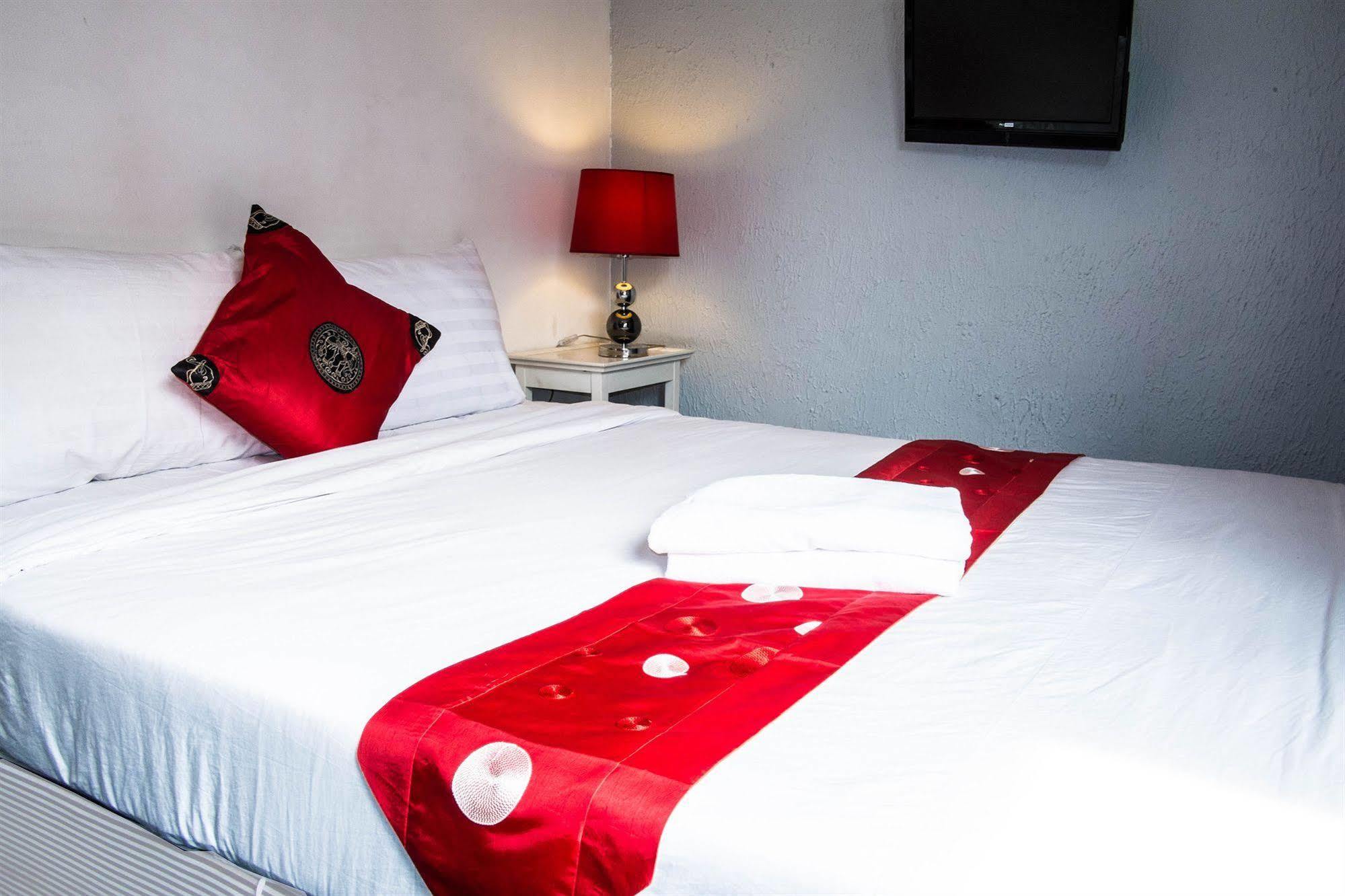 Padi Madi Boutique Guesthouse Bangkok Bagian luar foto